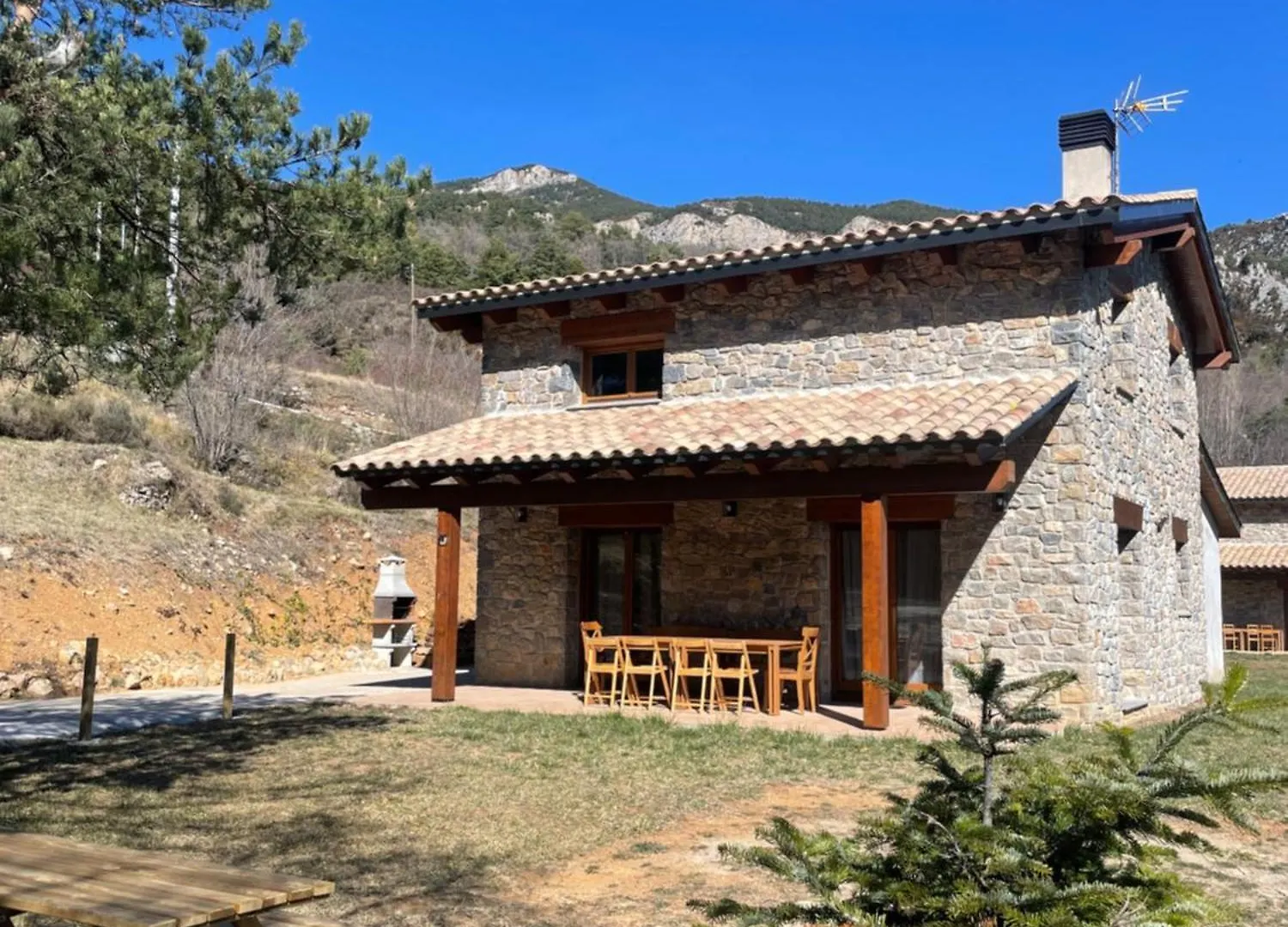 Casa De La Mestra, Espinalbet - Alberga contacts